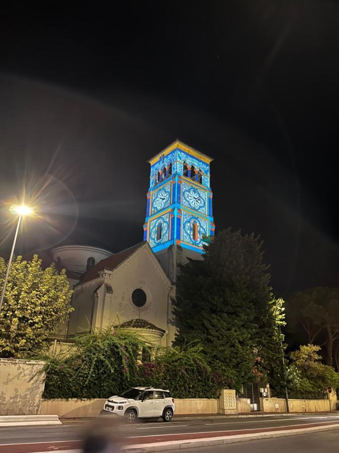 Trianon Palace Cannes Bagian luar foto